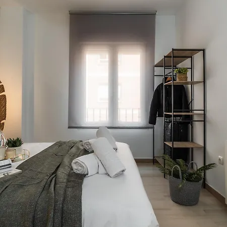 Tuguest Station With Parking Apartament *